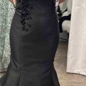 Mother of the bride dress black gown
